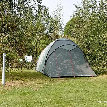 Stellplatz Campingplatz Božanov